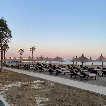 Central Guest House Affittacamere Durrës